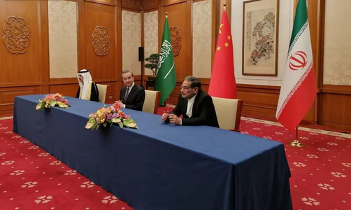 Reluarea legăturilor dintre Iran şi Arabia Saudită: O delegaţie saudită a sosit la Teheran