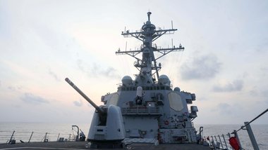 Aflat în a treia zi de demonstraţii militare în jurul Taiwanului, Beijingul denunţă "intruziunea" unui distrugător american în Marea Chinei