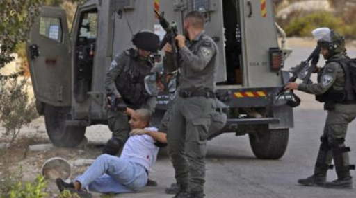 Un minor palestinian, Mohamed Fayez Balhan, ucis prin împuşcare în cap şi în piept în tabăra de refugiaţi Aqabat Jaber, în apropiere de Ierihon, în Cisiordania ocupată, într-o operaţiune militară israeliană, în urma uciderii a doi israelieni