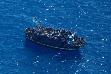 Italia declară stare de urgenţă din cauza migranţilor