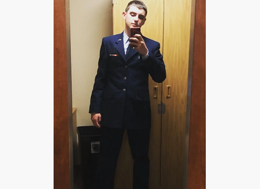 UPDATE-NYT: Conducătorul grupului online pe care au fost divulgate documente clasificate americane este Jack Teixeira, în vârstă de 21 de ani, un membru al aripii de informaţii a Gărzii Naţionale Aeriene din Massachusetts