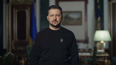 Zelenski: Acţiunile noastre vor fi puternice. Îi pregătim pe băieţi. Şi de abia aşteptăm livrările de arme promise de partenerii noştri. Aducem victoria cât mai aproape posibil - VIDEO