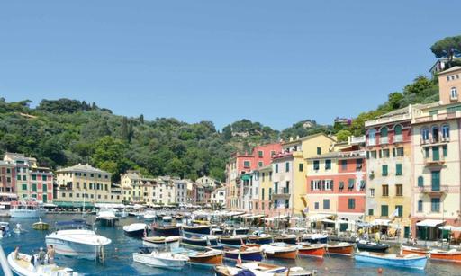 Reguli noi la Portofino. Te plimbi prin localitate, dar rişti să primeşti o amendă. Care este motivul acestei măsuri