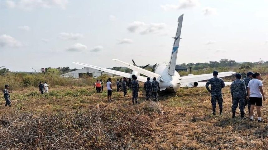 Guatemala: Un avion cu 14 pasageri la bord şi-a piedut o parte din trenul de aterizare. Nu s-au înregistrat victime