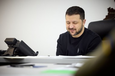 Volodimir Zelenski a vorbit la telefon cu preşedintele republican al Camerei Reprezentanţilor din SUA şi l-a asigurat că Ucraina poate da socoteală pentru fiecare dolar furnizat de SUA ca asistenţă