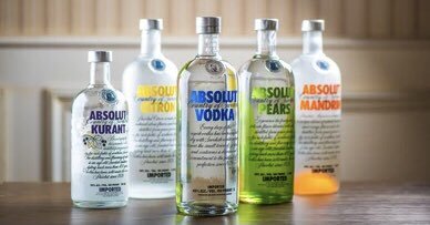 Compania care produce vodca Absolut, ameninţată cu boicotul, şi-a oprit exporturile către Rusia pe care le reluase discret
