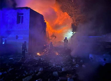 Atacuri cu drone ruse de tip Shahed-136 la Odesa, majoritatea doborâte de armata ucraineană, fără victime. O clădire publică atinsă, intervenţii în vederea opririi unor incendii cauzate de atacuri