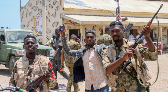 Bilanţul confruntărilor armate din Sudan creşte la peste 400 de morţi şi 3.500 de răniţi, anunţă OMS. Cel puţin nouă copii ucişi, iar alţi peste 50, răniţi, anunţă UNICEF