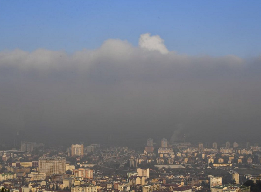 Poluarea aerului ucide 1.200 de copii şi adolescenţi în Europa, relevă Agenţia Europeană a Mediului într-un raport. 97% din populaţia urbană a fost expusă în 2021 unui aer neconform recomandărilor OMS