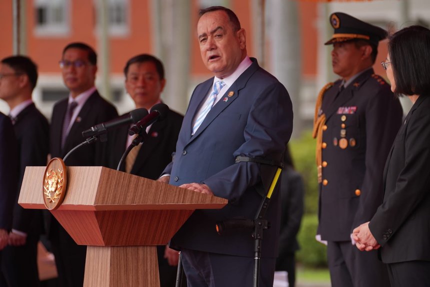 În pline tensiuni cu China, preşedintele Guatemalei promite un sprijin puternic pentru "Republica Taiwan"