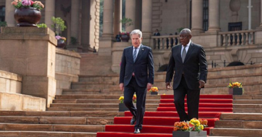 Partidul aflat la putere în Africa de Sud cere retragerea din Curtea Penală Internaţională, care a emis un mandat de arestare pe numele lui Putin, anunţă Cyril Ramaphosa la finalul lui vizite a lui Sauli Niinistö