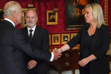 Şefa republicanilor nord-irlandezi din Sinn Fein, Michelle O'Neill, acceptă invitaţia la încoronarea lui Charles al III-lea