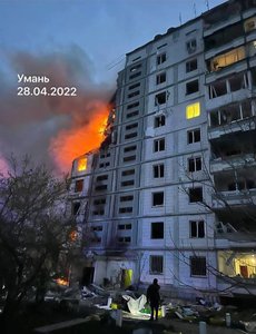UPDATE - Cel puţin 19 morţi după explozii la Kiev şi în alte oraşe din Ucraina/ Alerte de raid aerian în toată ţara/ La Uman, a fost distrus un bloc de locuinţe - VIDEO / Reacţia lui Zelenski