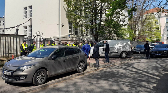 Polonia confiscă clădirea unui liceu rusesc din Ambasada Rusiei la Varşovia, Moscova denunţă un act ”ilegal” şi ameninţă