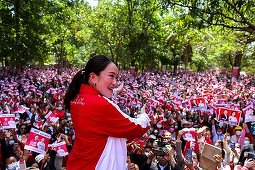 Thailanda: Paetongtarn Shinawatra, candidată pentru postul de prim-ministru, a dat naştere unui băieţel cu două săptămâni înainte de alegeri