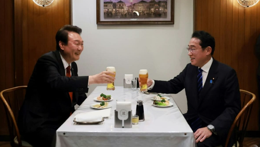 Premierul japonez Fumio Kishida urmează să efectueze o vizită în Coreea de Sud, prima vizită a unui şef de Guverm nipon la Seul din 2018