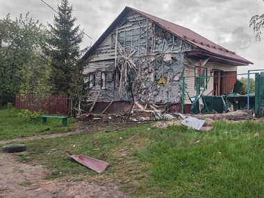 Rusia anunţă că o dronă a explodat în Belgorod, în timp ce o alta a fost doborâtă în regiunea Kursk. Unele surse susţin că două drone ar fi atacat un teren militar din regiunea Voronej şi 14 soldaţi ar fi răniţi