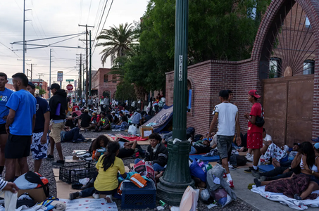 SUA desfăşoară 24.000 de agenţi la frontiera cu Mexicul împotriva unui aflux de migranţi