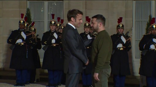 Le Figaro: Zelenski este aşteptat la Paris duminică seară