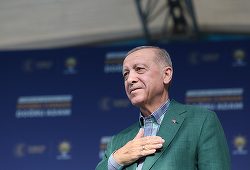 ALEGERI ÎN TURCIA:Erdogan spune că are un avans clar şi e încrezător că va obţine peste 50 la sută, însă respectă decizia alegătorilor dacă aceasta e ca preşedintele să fie decis în turul doi /Kilicdaroglu: Turcii vor schimbarea. Vom câştiga în turul doi 