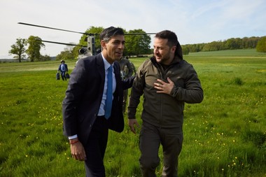 Ucraina are nevoie de mai mult timp - dar "nu prea mult" - înainte de contraofensivă, spune Zelenski, care se declară optimist că va primi şi avioane occidentale