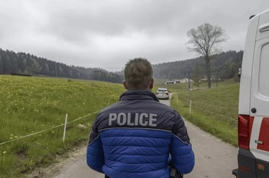 O aeronavă uşoară s-a prăbuşit în Elveţia. Au murit trei oameni