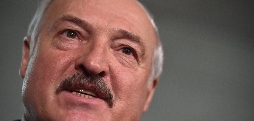 Belarusul anunţă că Rusia îi livrează armament nuclear. Lukaşnko: ”Transferul încărcăturilor nucleare a început”