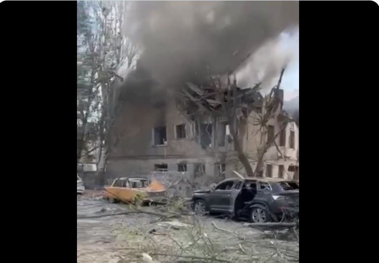 UPDATE - Doi morţi şi 23 de răniţi în atacul rusesc asupra unei clinici ucrainene - VIDEO