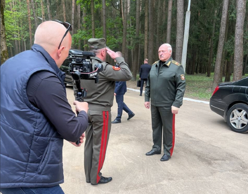 Lukaşenko spune că pot exista arme nucleare "pentru toată lumea", dacă se aliază cu Rusia. Cum a reacţionat preşedintele Kazahstanului