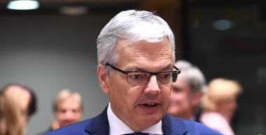 Comisia Europeană ameninţă Polonia cu un nou infringement, din cauza Comisiei de anchetă a ”influenţei ruse”
