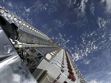 Pentagonul cumpără serviciile Starlink pentru Ucraina