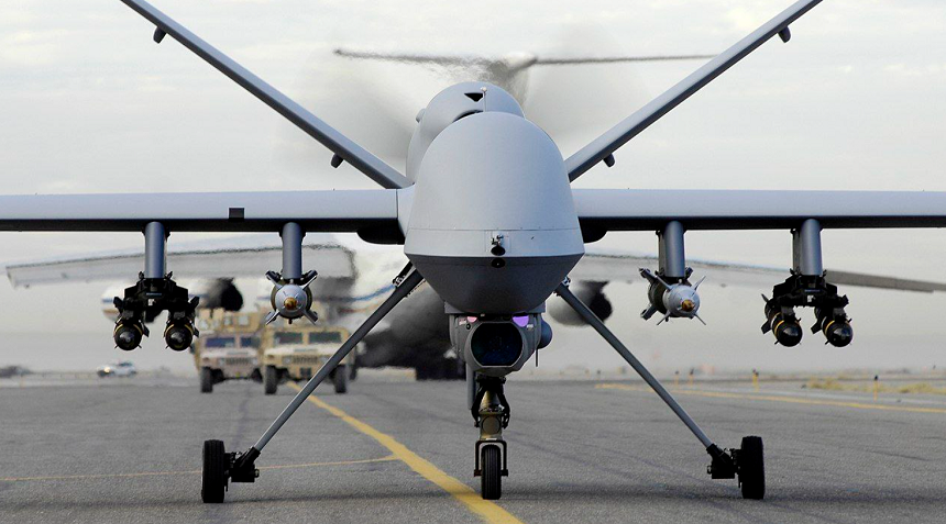 O dronă militară americană controlată de inteligenţa artificială şi-a "ucis" operatorul într-un test simulat
