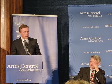 SUA: Orice nou acord de dezarmare nucleară va depinde de China. Washingtonul preferă să-şi modernizeze arsenalul, nu să îl mărească