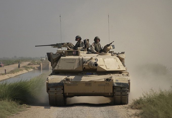 Trupele ucrainene încep antrenamentele pe tancurile moderne americane Abrams