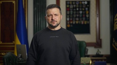 Zelenski: Inamicul ştie că Ucraina va câştiga. Ei văd asta. Ei simt asta, graţie loviturilor voastre, soldaţi - VIDEO