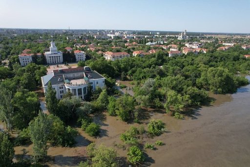 UE afirmă că explozia barajului arată natura "barbară" a agresiunii ruseşti