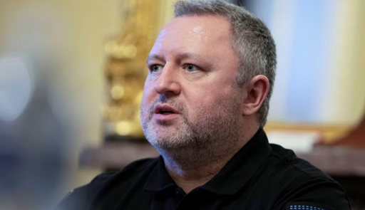 Autorităţile ucrainene evacuează 17.000 dintre cele 40.000 de persoane din zona Barajului Kahovska, anunţă procurorul general ucrainean Andrii Kostin. Peste 25.000 de persoane se află pe teritoriul aflat sub control rusesc