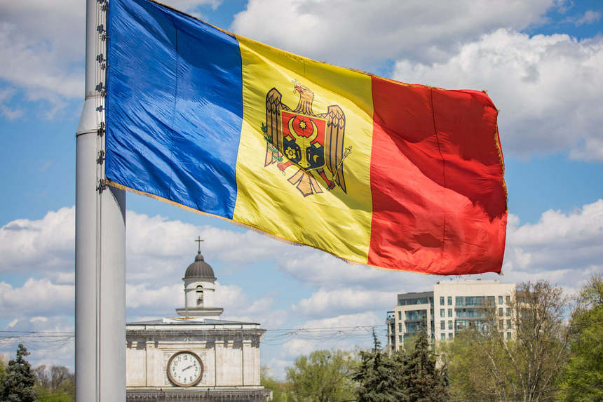Republica Moldova - Aproape 9.000 de persoane s-au înscris la cursuri gratuite de învăţare a limbii române