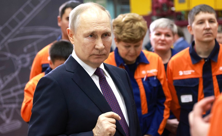 În Rusia dispare un tabu: chiar şi Putin vorbeşte de "război" - analiză Reuters