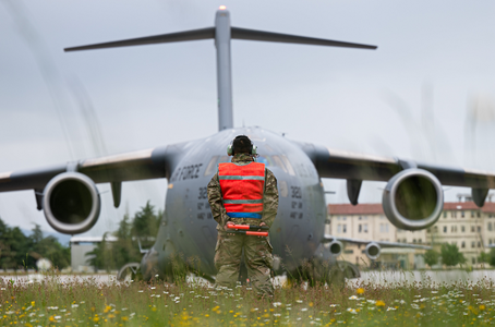 NATO transmite un mesaj Rusiei, prin cel mai mare exerciţiu aerian din istoria sa, Air Defender 23. Scholz îi vizitează vineri pe piloţi pe aerodromul Schleswig-Jagel, în nordul Germaniei