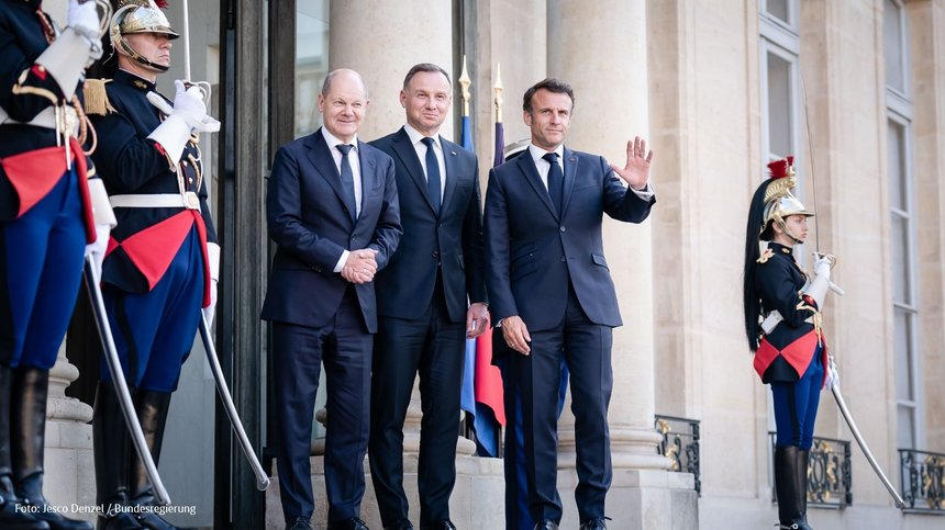 Emmanuel Macron laudă contraofensiva ucraineană