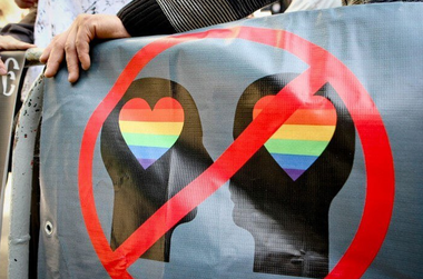 Deputaţii ruşi adoptă în prima lectură un proiect de lege care interzice schimbarea sexului, chirurgical şi la starea civilă, în Rusia