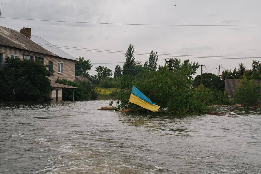Ministerul ucrainean al Sănătăţii afirmă că apa din regiunile afectate de prăbuşirea barajului rămâne foarte contaminată