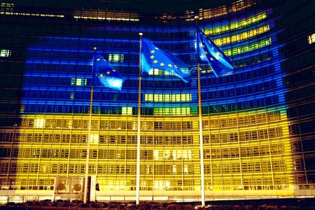 Ucraina îndeplineşte 2 din cele 7 condiţii pentru a lansa negocierile de aderare la UE - surse Reuters
