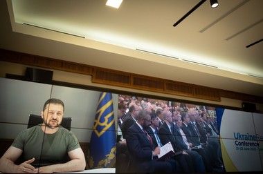 Ucraina cere Occidentului un ajutor suplimentar de 5,5 miliarde de euro pentru reconstrucţie, la conferinţa donatorilor de la Londra. Ce i s-a promis Kievului pentru a face faţă notei de plată uriaşe a războiului