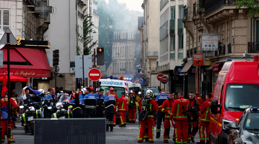 Parchetul din Paris deschide o anchetă cu privire la vătămare din culpă în explozia de la Paris American Academy. Căutări sub dărâmături. Incendiul a fost ”circumscris”. 230 de pompieri şi nouă medici la intervenţie