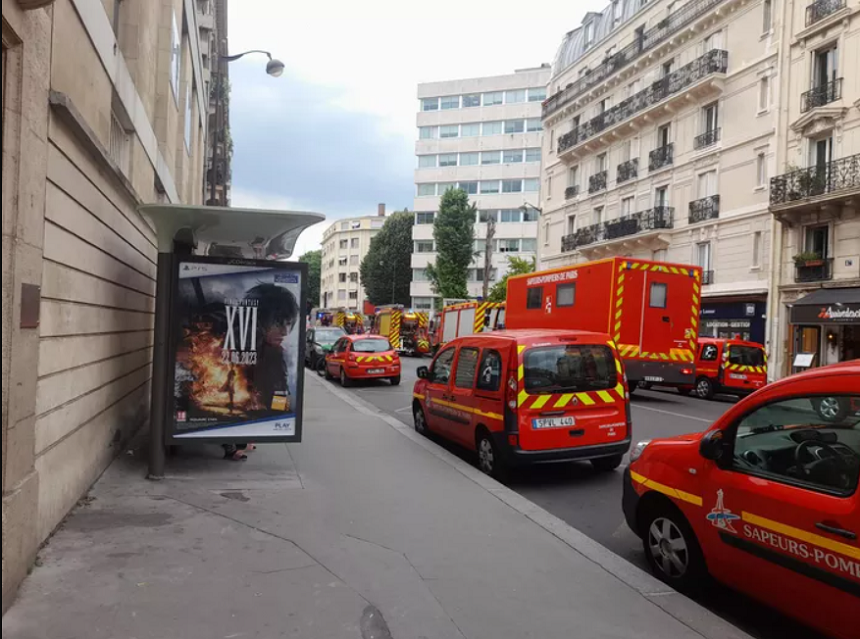 Bilanţul victimelor exploziei de la Paris creşte la 29 de răniţi, patru grav. Două persoane date dispărute, căutate între dărâmături. Originea exploziei, în continuare necunoscută