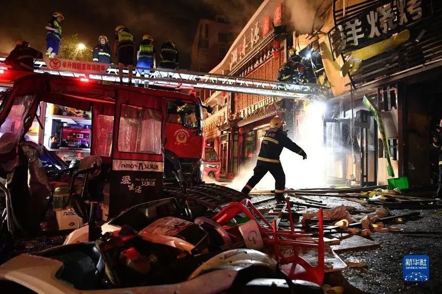 31 de morţi, după o explozie într-un restaurant din nord-vestul Chinei