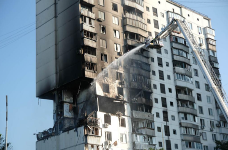 Cel puţin doi morţi şi cinci răniţi la Kiev, într-o explozie de gaze naturale într-un bloc de 15 etaje