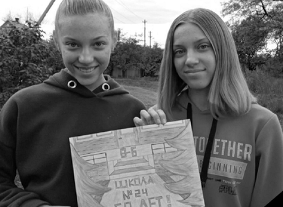Două surori gemene, în vârstă de 14 ani, Iulia şi Ana Aksencenko, ucise în bombardamentul rus la pizzeria din Kramatorsk. Bilanţul victimelor atacului rus creşte la nouă morţi, inclusiv trei copii